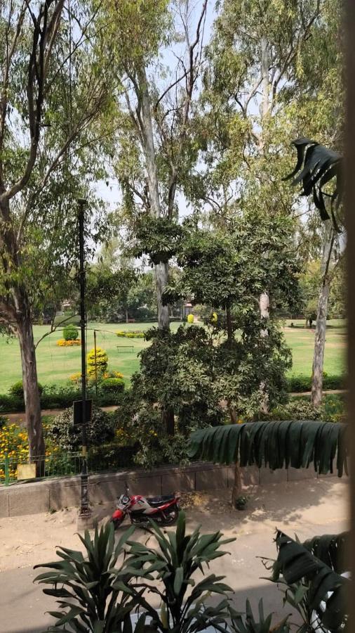 Maplewood Guest House, Neeti Bagh, New Delhiit Is A Boutiqu Guest House - Room 5 Dış mekan fotoğraf