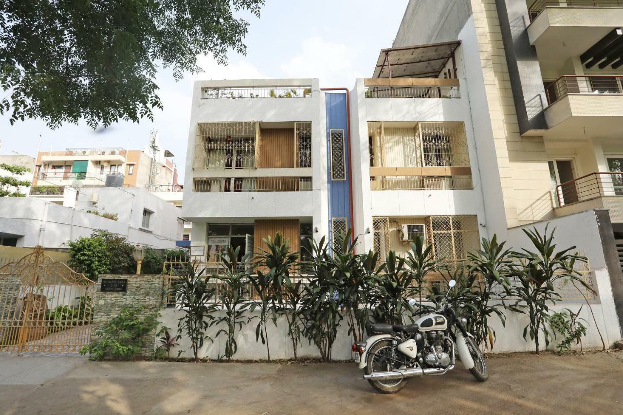 Maplewood Guest House, Neeti Bagh, New Delhiit Is A Boutiqu Guest House - Room 5 Dış mekan fotoğraf