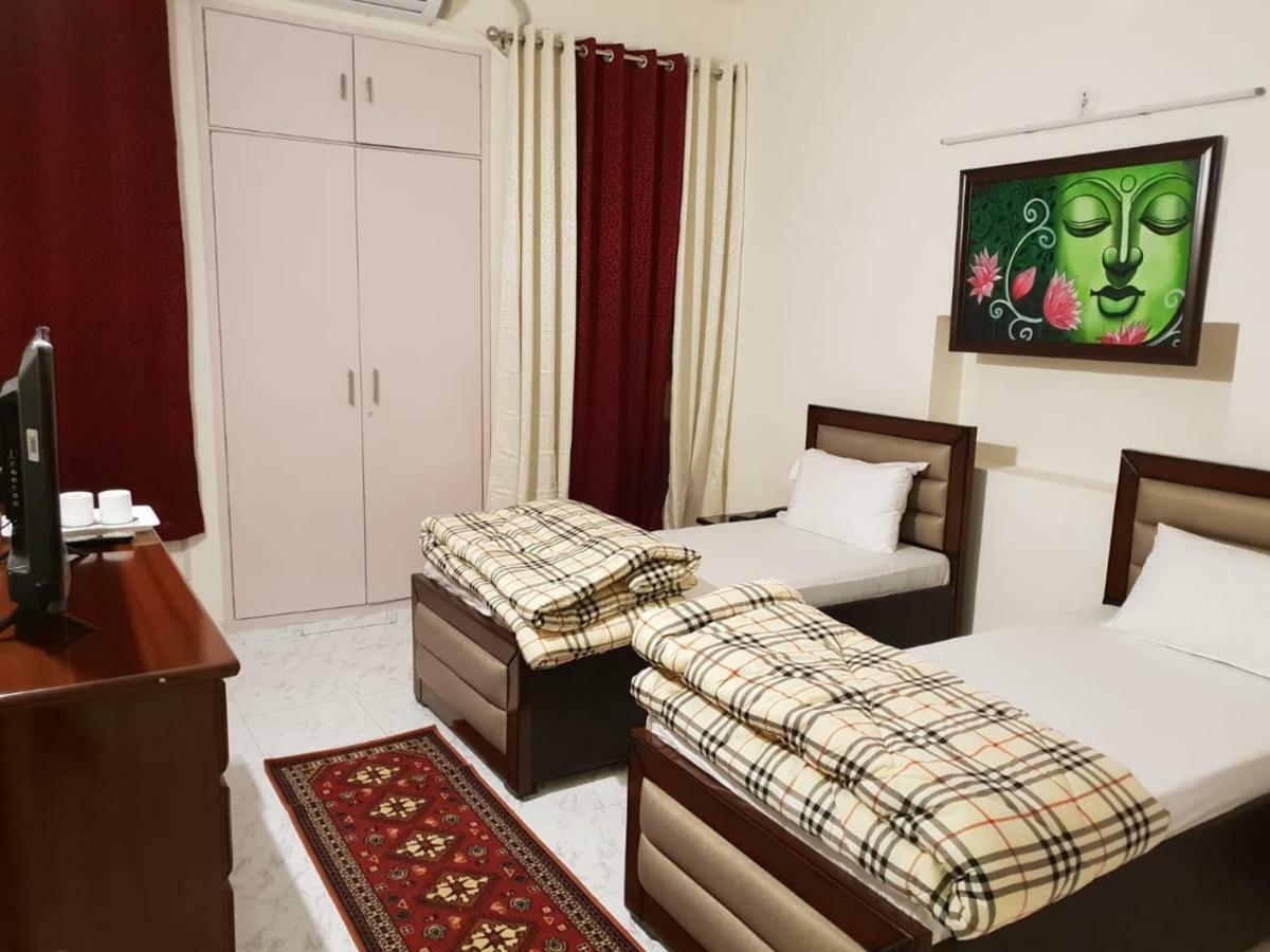 Maplewood Guest House, Neeti Bagh, New Delhiit Is A Boutiqu Guest House - Room 5 Dış mekan fotoğraf
