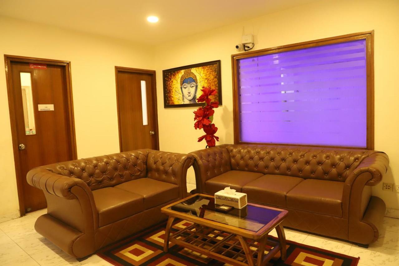 Maplewood Guest House, Neeti Bagh, New Delhiit Is A Boutiqu Guest House - Room 5 Dış mekan fotoğraf