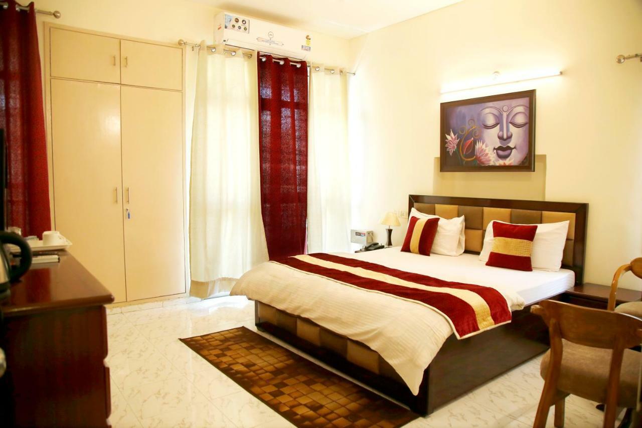 Maplewood Guest House, Neeti Bagh, New Delhiit Is A Boutiqu Guest House - Room 5 Dış mekan fotoğraf
