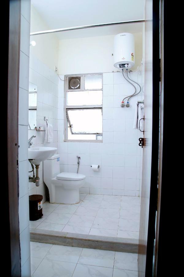 Maplewood Guest House, Neeti Bagh, New Delhiit Is A Boutiqu Guest House - Room 5 Dış mekan fotoğraf